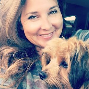 Meet your Posher, Julie